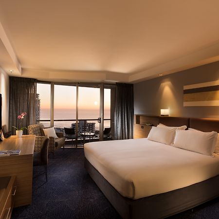 Sofitel Gold Coast Broadbeach Exterior foto A room at the Hilton Tel Aviv