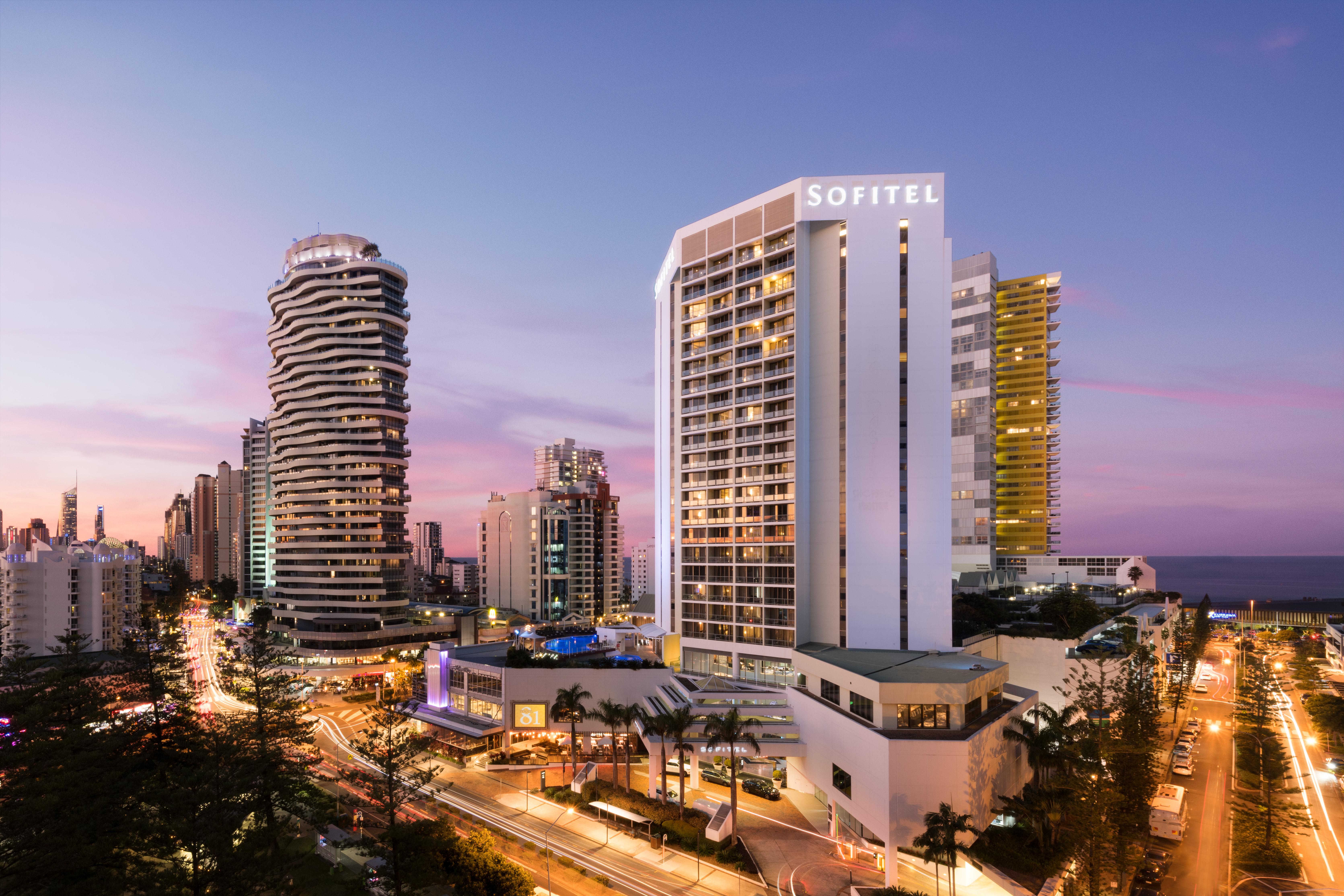 Sofitel Gold Coast Broadbeach Exterior foto Sofitel Legend The Queen's Land